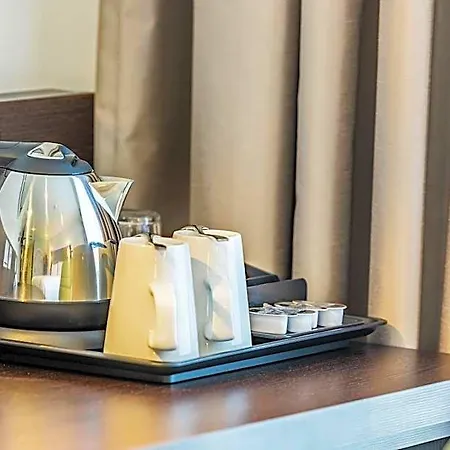 فندق Acomhotel 3*
